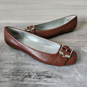 Naturalizer Womens Nikole Brown Leather Slip On Flat Shoes Size 7M Buckle Accent